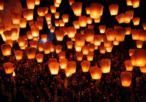 7 Coolest Festivals Of Light Other Than Diwali Celebrated Around The World