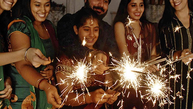 7 Reasons Why Diwali Was More Fun When We Were Young