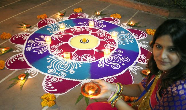 13 Rangoli Designs That Will Make Your Home Look Awesome This Diwali