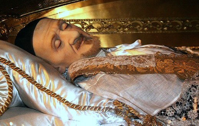 10 People Who Died A Long Time Back, But Their Dead Bodies Did Not