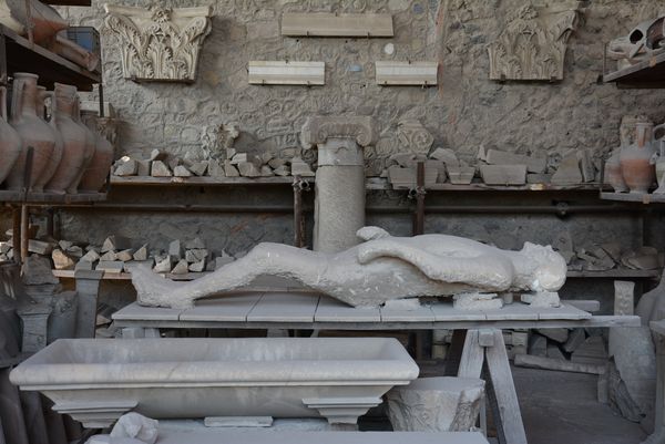 When Pompeii Was Destroyed By Volcano, This Is What Became Of Her People