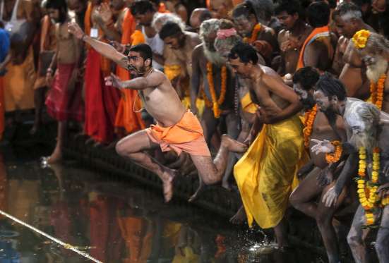 A Group Of Eunuchs Plans To Create History At The Kumbh This Year. Hereâ€™s How