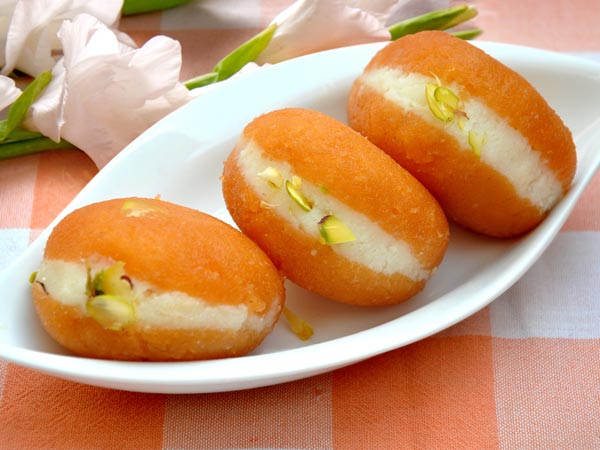 20 Bengali Sweet Dishes You Have To Try Once In Your Lifetime