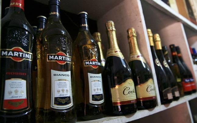 BJP Spokesperson Wants Delhi To Become Liquor-Free Writes To CM Kejriwal