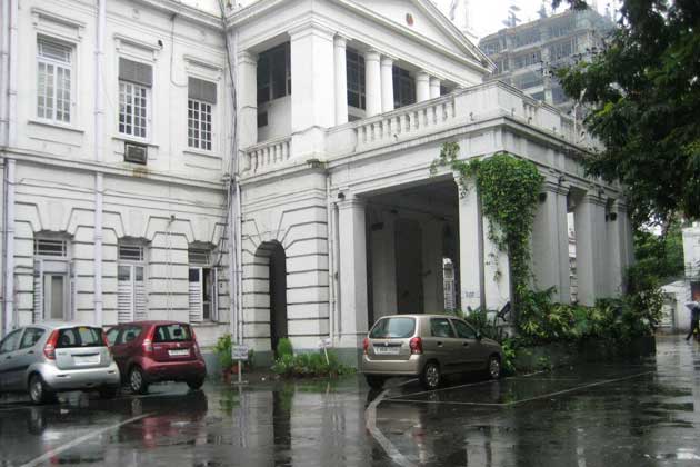 For 100 Years This Club In Kolkata Did not Allow Women To Enter Just Because They Were not Men