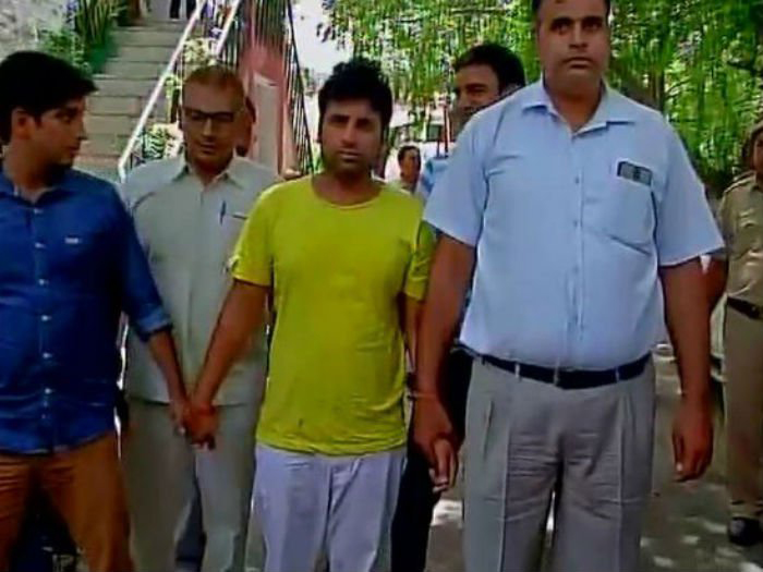 Bunty Chor-Inspired Car Thief Who Stole Over 100 Luxury Vehicles Nabbed In Delhi