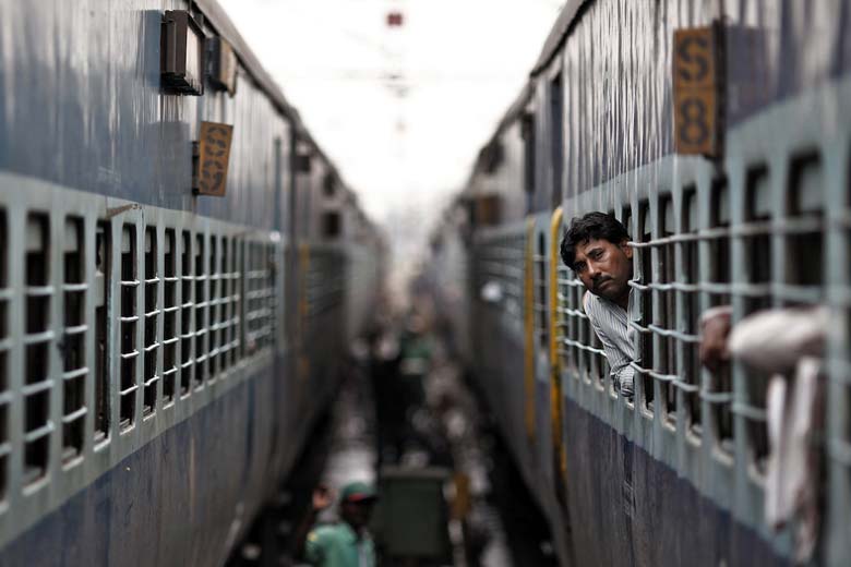 Railways To Introduce Rail Radio Service For Onboard Entertainment On 1000 Trains