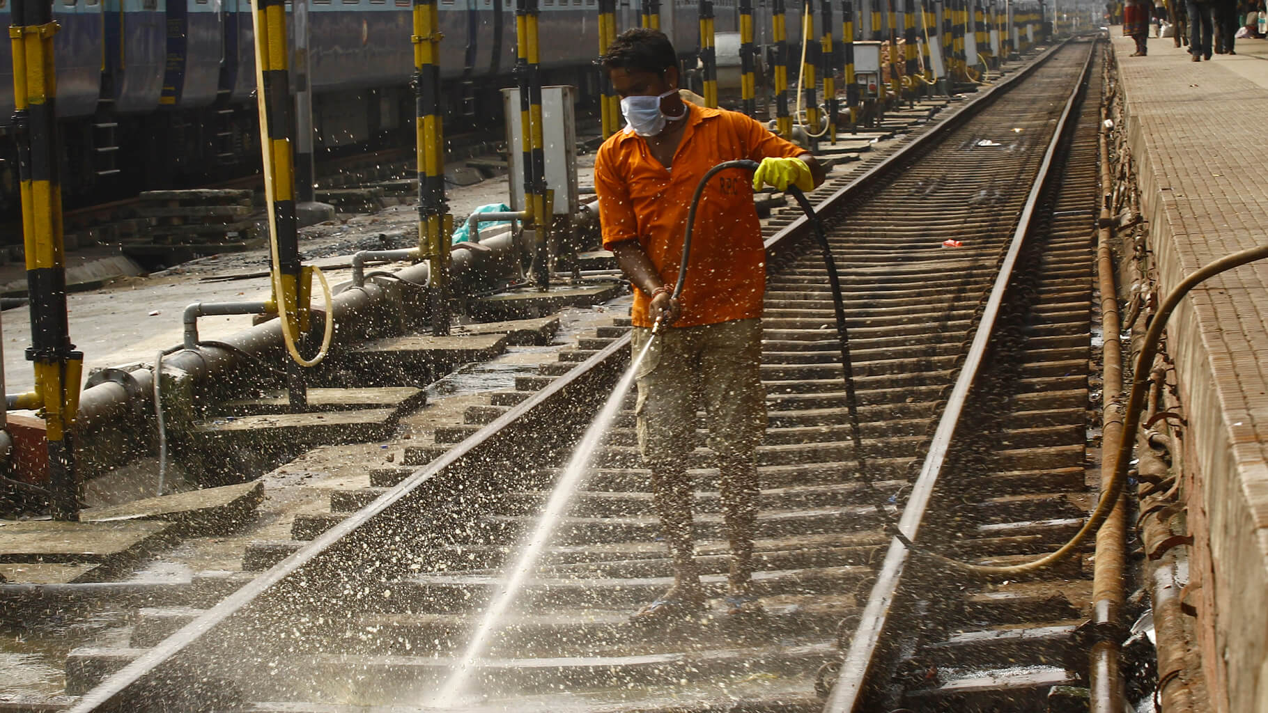 Gujarat Has The Cleanest Railway Stations While Bihar And UP Have The Dirtiest