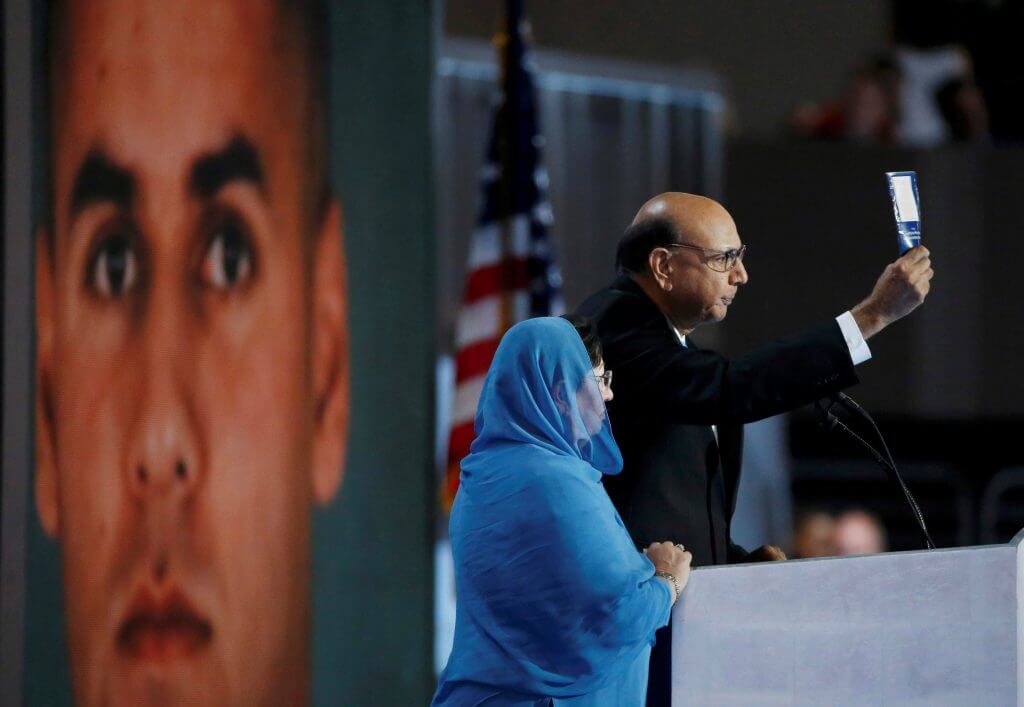  How Donald Trump Laughed at Slain Muslim American Soldier Mother