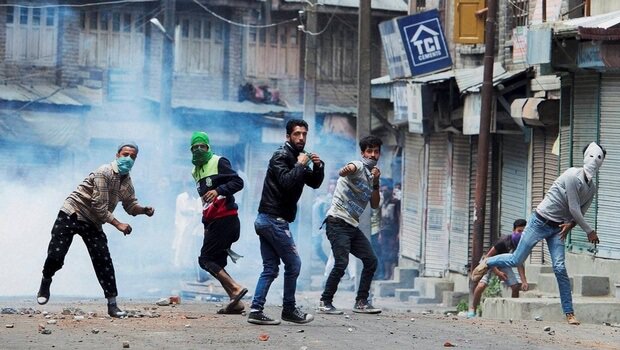 Youth Killed In Kashmir As Fresh Clashes Break Out In Valley