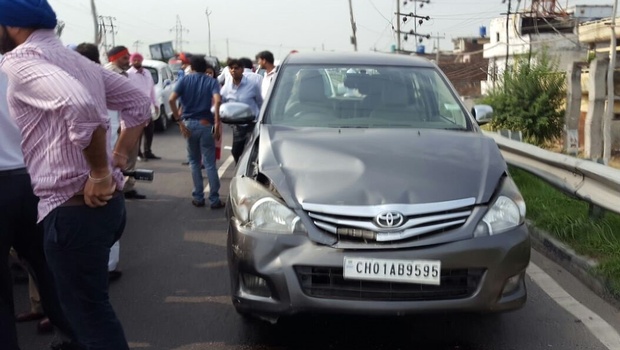After Arvind Kejriwal Car Has A Minor Accident In Jalandhar he Escapes Unhurt