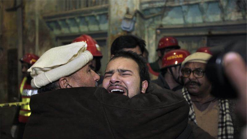 16 Killed, Dozens Wounded In Suicide Bomb Attack In Pakistan Mosque