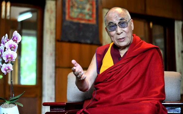 The Dalai Lama Does A Hilarious Impression Of Donald Trump And It Doesnt Get Better Than This