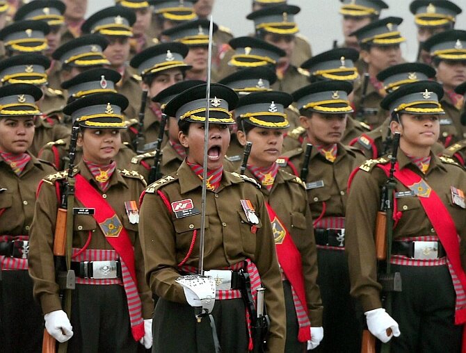 Army Says Married Women Can’t Join Its Legal Branch Because They Might Get Pregnant