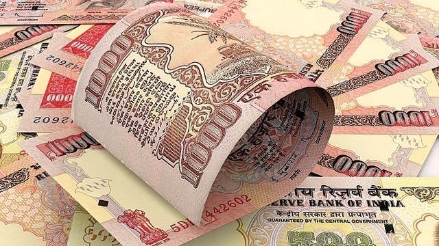 Ban on Rs 500, Rs 1000 notes is surgical strike on terror funding, black money