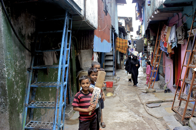Snapdeal Introduces Dharavi To Online Shopping. But Hereâ€™s Why This Isnâ€™t A Good Idea Right Now