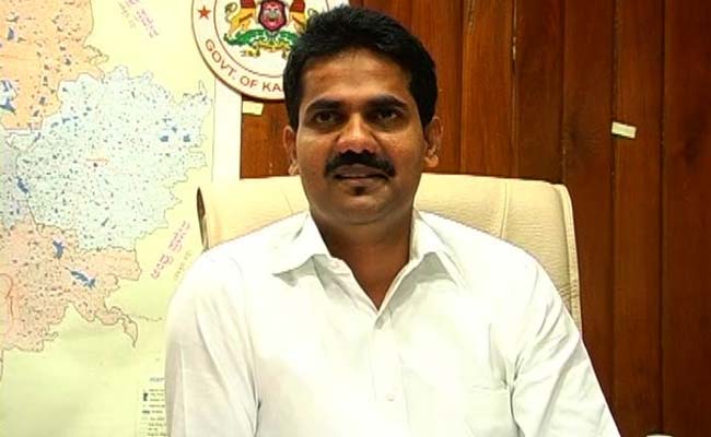 Mystery Around IAS Officer DK Raviâ€™s Death Gets Deeper. Foul Play Suspected, Govt Rejects CBI Probe