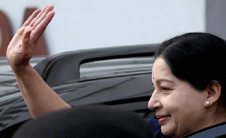 From Cinema To Politics: The Fascinating Story Of â€˜Comeback Queenâ€™ Jayalalithaa