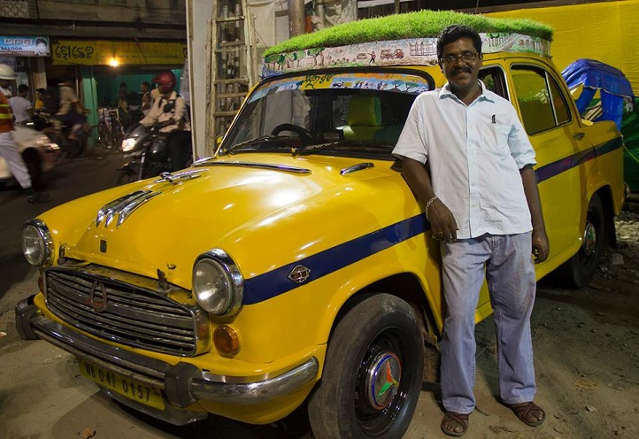 His Taxi Has A Roof Top Garden, Trunk Full Of Plants. Presenting Kolkataâ€™s â€˜Green Chariotâ€™