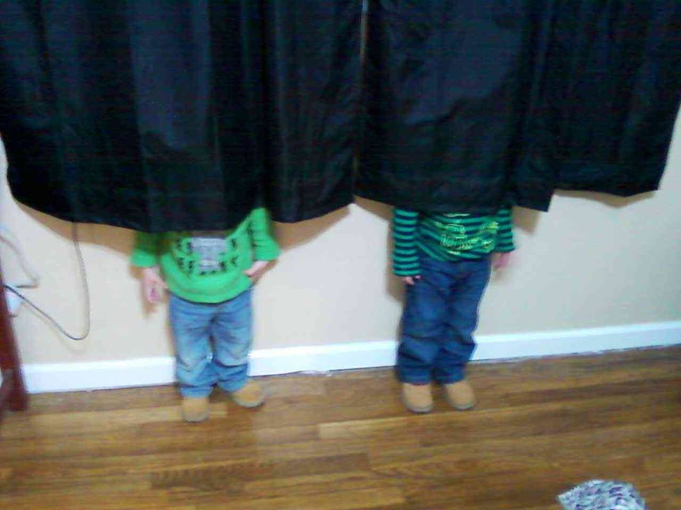 Silly Photos Of Kids Who Are Absolutely Killing It In The Game Of Hide-And-Seek