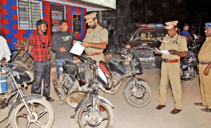 Hyderabad Policeâ€™s New Venture â€˜Operation Late Night Roam-Yosâ€™ Targets â€˜Nuisanceâ€™ Creating Youth