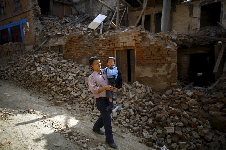 India Pledges An Extra $1 Billion To Help Nepal Get Back On Its Feet