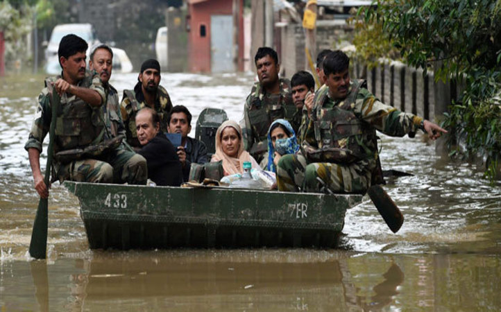 Defence Ministry Raised 500 Cr Bill For Kashmir Flood Relief Operations, Centre Denies