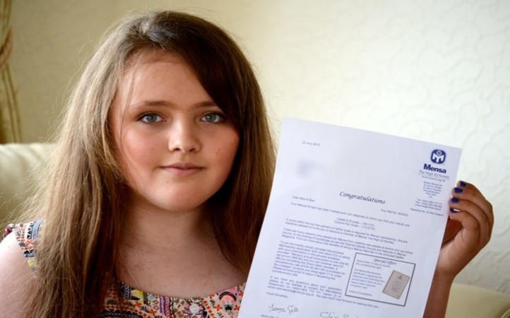 12-Year-Old Girl Leaves Einstein And Hawkins Behind In IQ Test, Scores 162