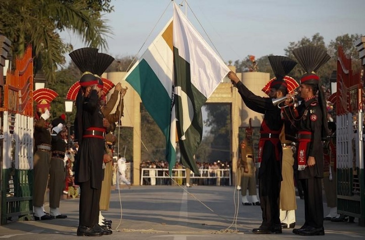 Why India Wonâ€™t Be Exchanging Sweets With Pakistan This Independence Day