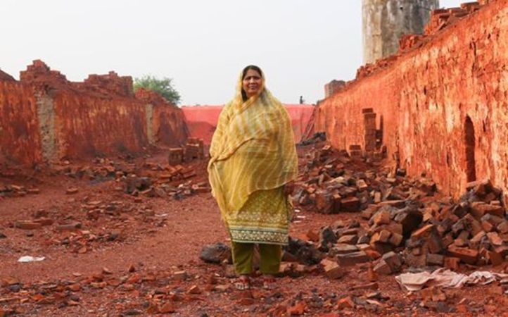 Viral Charity: HONY Raises $1.7 Million To Stop Bonded Labour In Pakistan