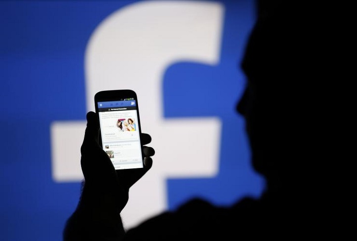 Dial â€˜Mâ€™ For AI: Facebook Is Testing Siriâ€™s Wannabe Rival On Messenger App
