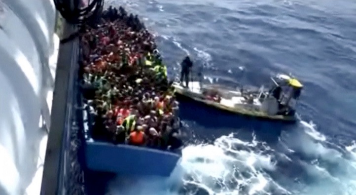Migrant Crisis: Boat Carrying Hundreds Sinks Off Libya; 200 Feared Dead