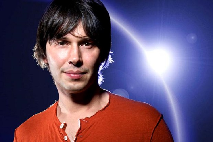 Could There Be Aliens Under Plutoâ€™s Crust? Physicist Brian Cox Believes So