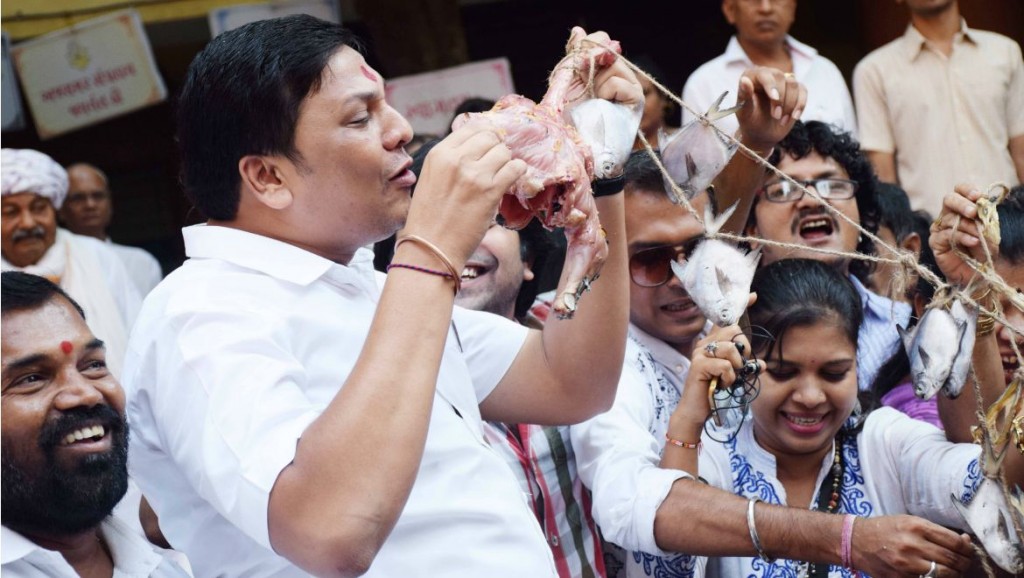 MNS Protests Against Meat Ban By Trying To Cook Chicken Outside Jain Community Hall