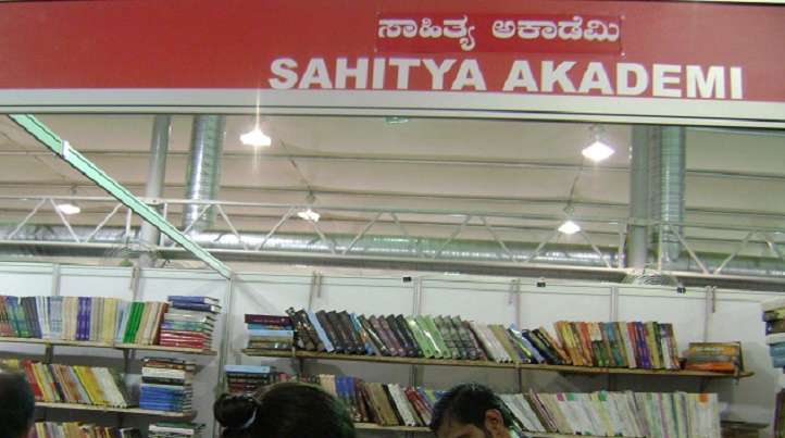 Sahitya Akademi In A Fix: What To Do With All The Awards Being Returned By Writers
