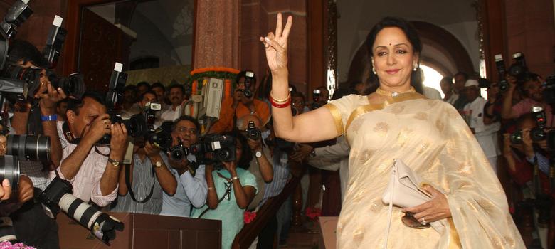 Hema Malini received land worth Rs 40 crore for Rs 70,000, finds RTI activist