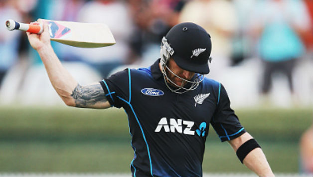 Brendon McCullum dismissed for 47 in his final ODI during New Zealand vs Australia, 3rd ODI at Hamilton