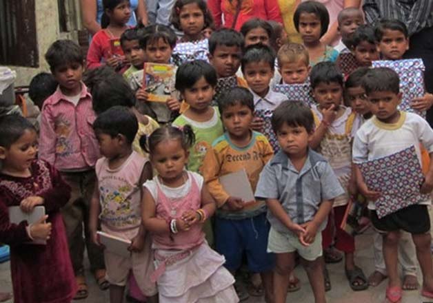 These Bhopal Cops Take Kids To A Police Station Every Day For A Very Awesome Reason