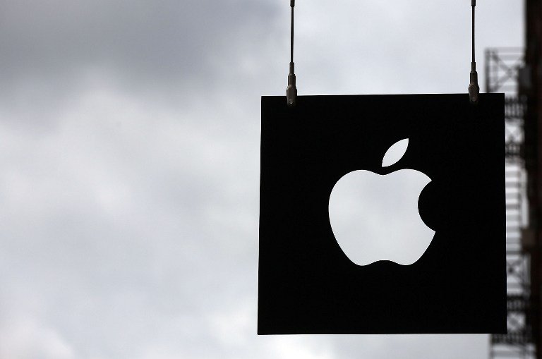Apple Refuse FBI Order To Break Into iPhone Of San Bernardino Shooters. Hereâ€™s Why