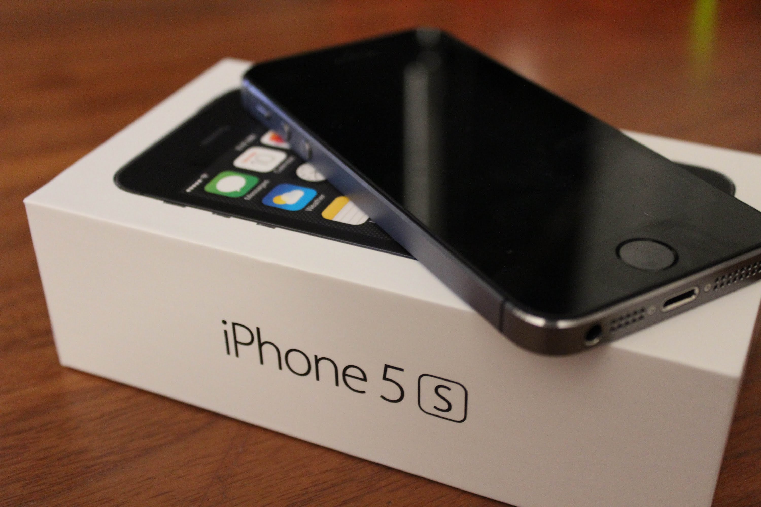 Hereâ€™s How This Student Bought An iPhone 5S From Snapdeal Only For â‚¹68!