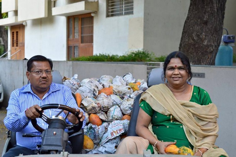 The actual Couple of Exactly who Markets 1500 kgs Connected with Totally free Produce Weekly Towards Needy, Hereâ€™s Why along with The way.
