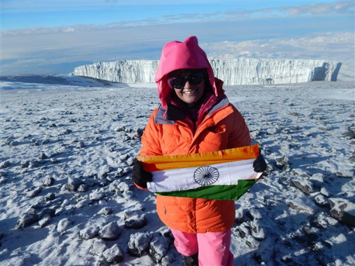 IPS Officer Aparna Kumar From Lucknow Makes India Proud, Scales The Tallest Peak In Antarctica!