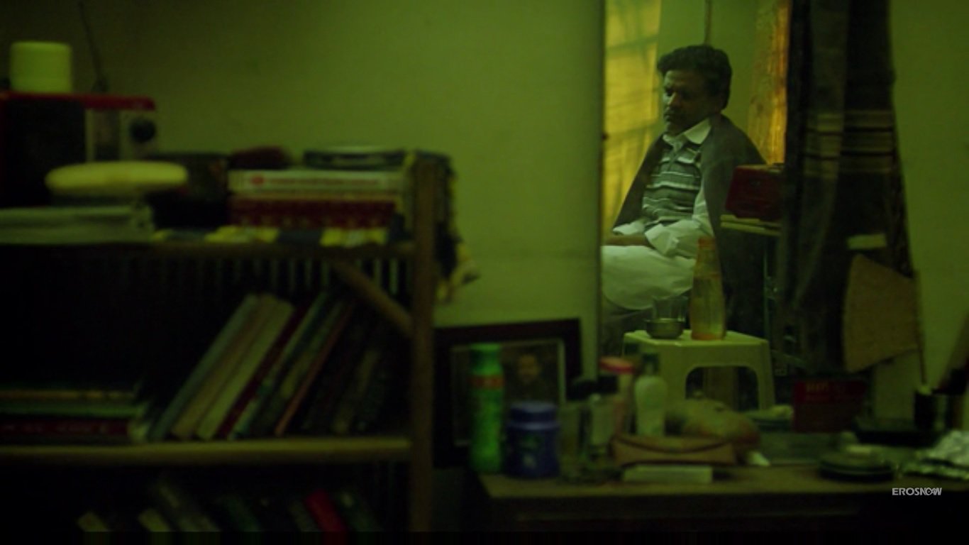 Aligarh Review: Manoj Bajpayee Is Fascinating With Hansal Mehtaâ€™s Idea Invoking Film.