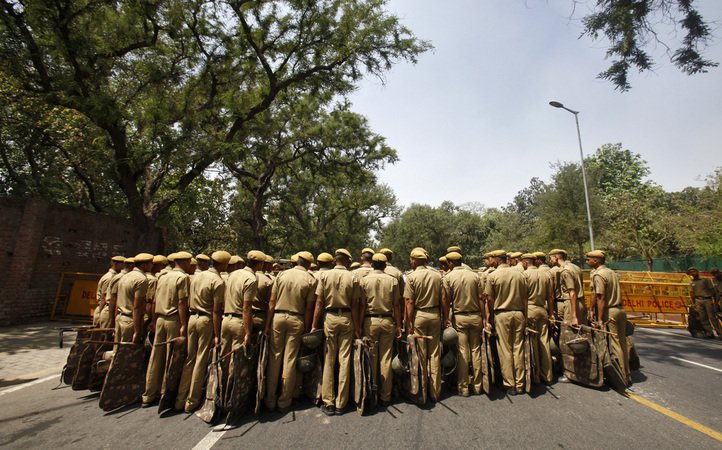 Delhi Cops Are Going To Get Special Leave For Anniversaries And Birthdays