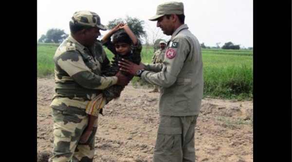 5-Yr-Old Deaf-Mute Pakistani Girl Who Strayed Into Indian Territory Is Back Home, All Thanks To The BSF