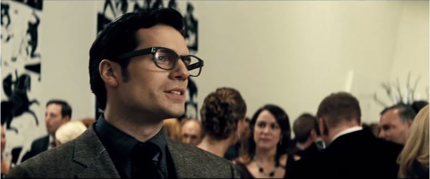 Only True Fans Will Marvel At The Painting Shown Behind Superman In The â€˜Batman v Supermanâ€™ Trailer