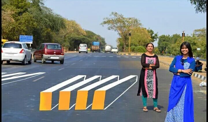These Two Women Designed A 3D Zebra Crossing In Gujarat And Its One Of A Kind!