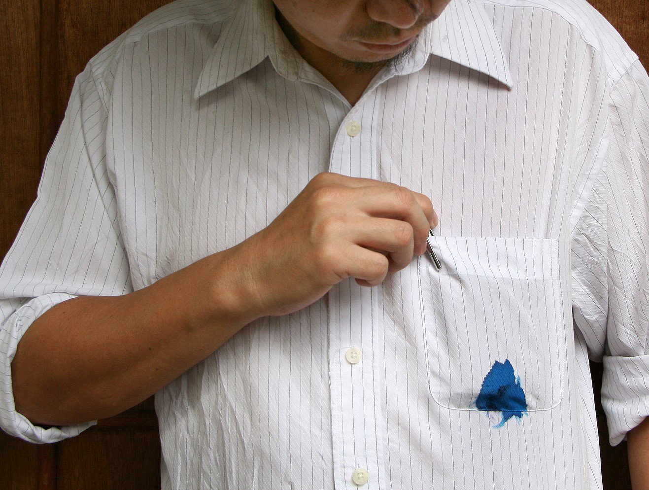 Ever Wondered Why Ballpoint Pens Leak Inside Your Pockets?