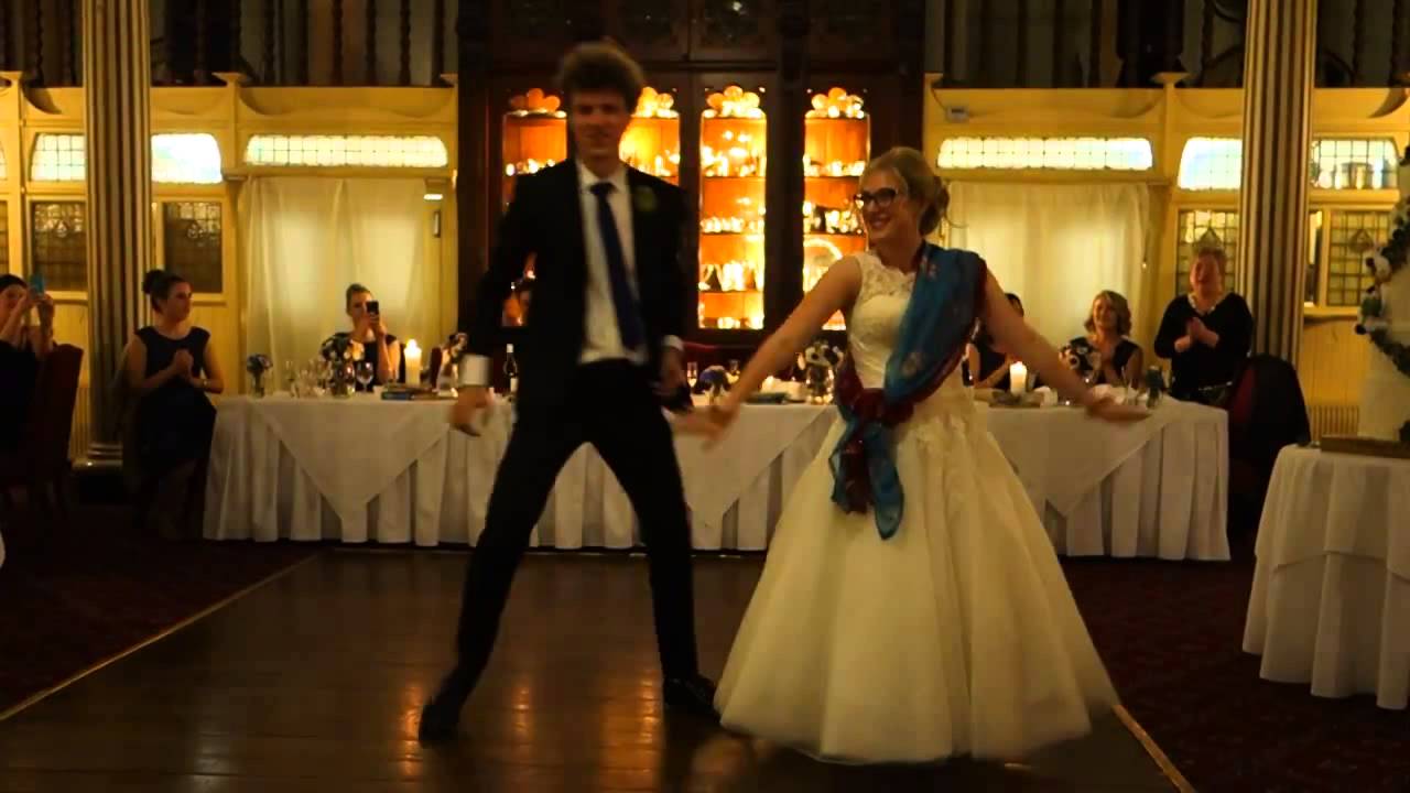 This British Couple Dancing To â€˜London Thumakdaâ€™ On Their Wedding Will Make You Want To Groove Along