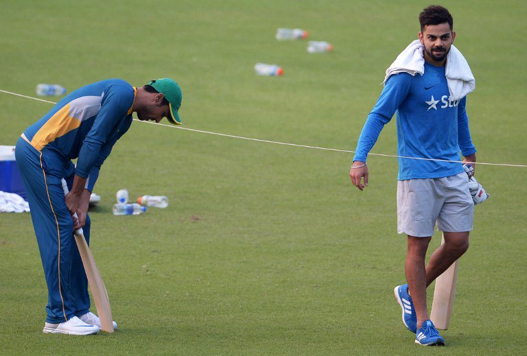 The India-Pakistan Hate Story Now Has A Friendship because Kohli Gifts Bat To Amir